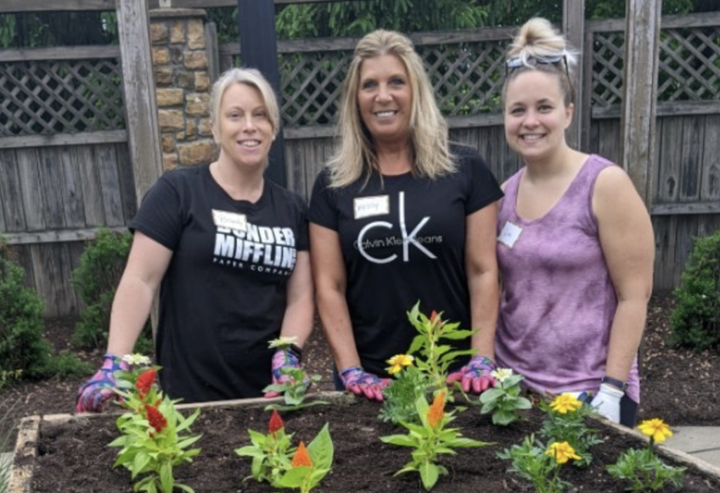 Amare staff at Paramount Senior Living